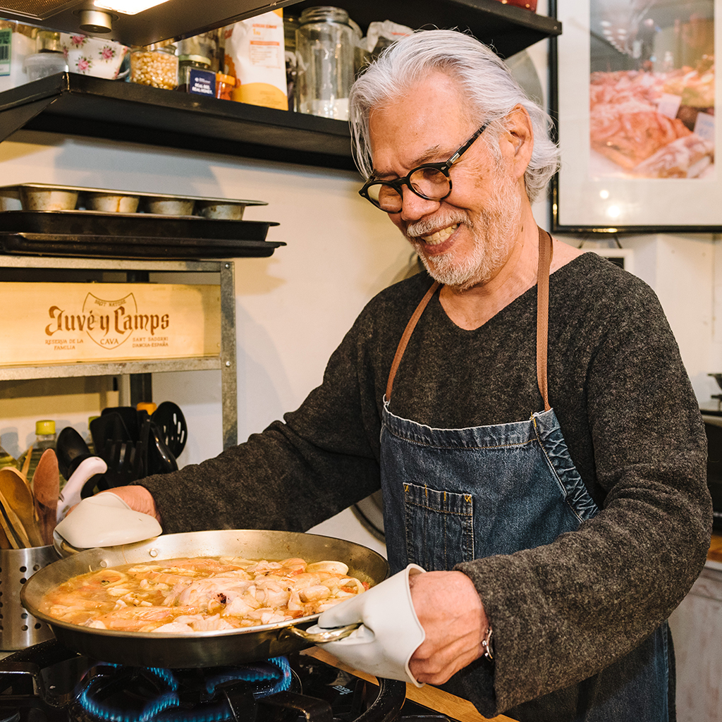paella-class-barcelona-cooking-classes-savour-academy-group-activities