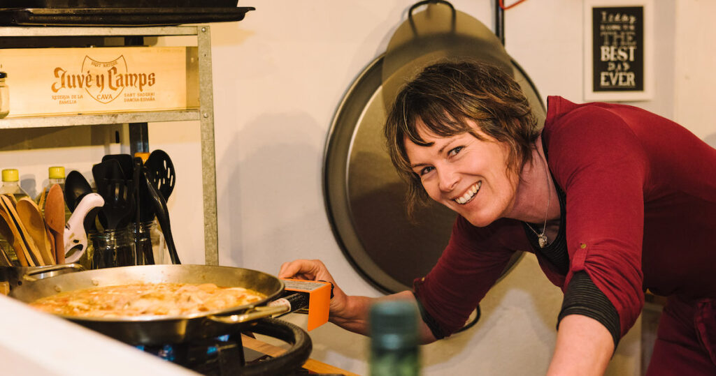 Paella cooking class in Barcelona